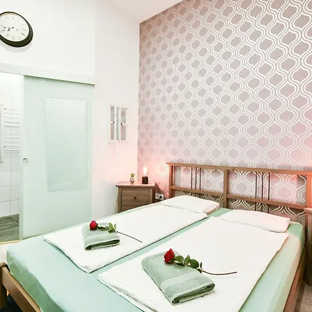 Peaceful Soho * בודפשט