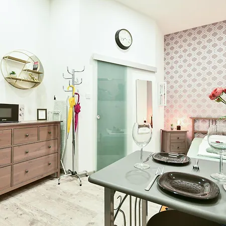 Peaceful Soho דירה *